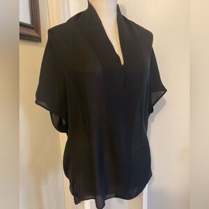 VINCE High Low 100% silk blouse NWOT